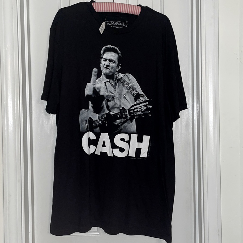 JOHNNY CASH TEE NWT